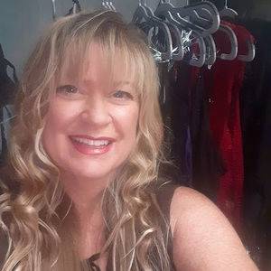 Meet your Posher, Miss